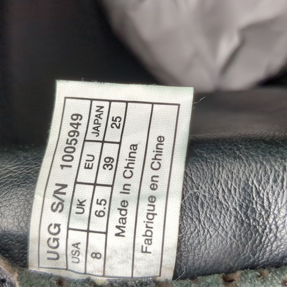 UGG Cary tie up corset boots size 8 - Picture 4 of 9